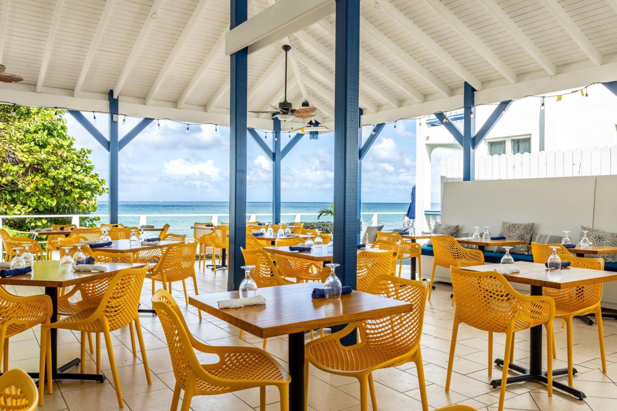 Sebastian'S On The Beach Hotel Freshwater Pond Ngoại thất bức ảnh